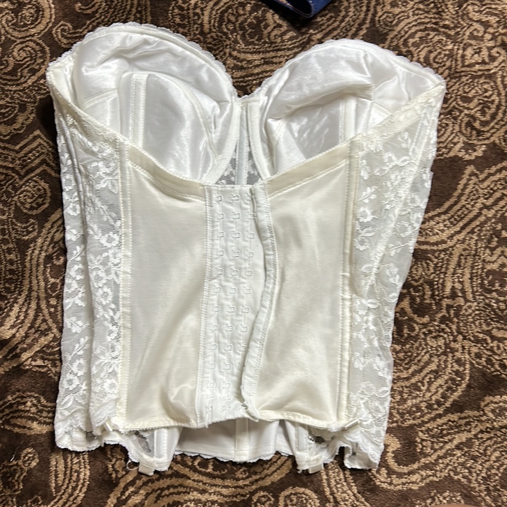 VINTAGE white Corset - Picture 7 of 7